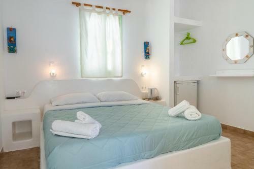 Hotel Sunset Studios & Rooms