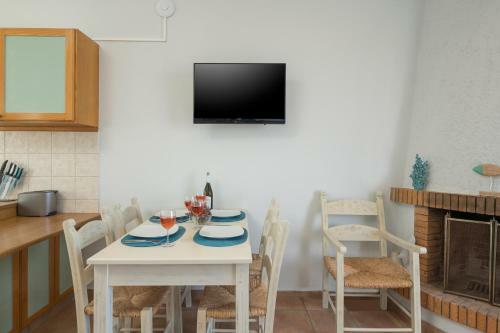 Kiani Seafront Apartments