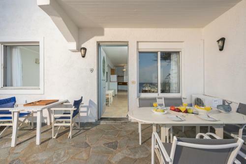 Kiani Seafront Apartments