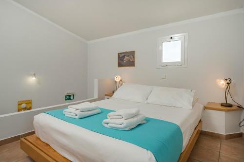 Kiani Seafront Apartments