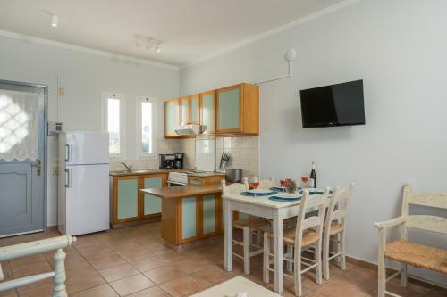 Kiani Seafront Apartments