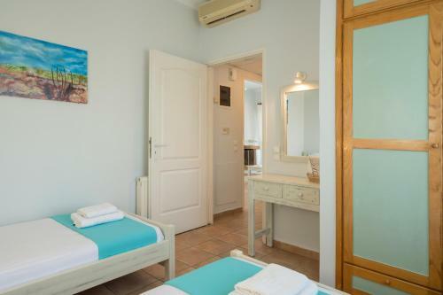 Kiani Seafront Apartments