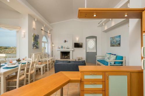 Kiani Seafront Apartments