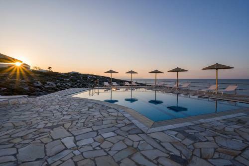 Kiani Seafront Apartments