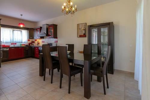 Villa Leo Dassia Corfu