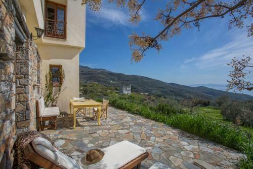Artistic House: View - Pingpong - Billard