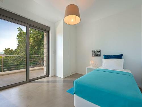 Beautiful New Luxury Villa With Infinity Pool, Outside Kitchen And Sea View