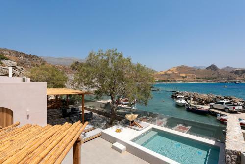 Villa Isla Beach House, A Timeless Retreat!