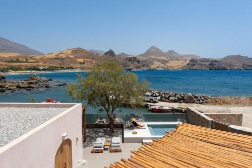 Villa Isla Beach House, A Timeless Retreat!
