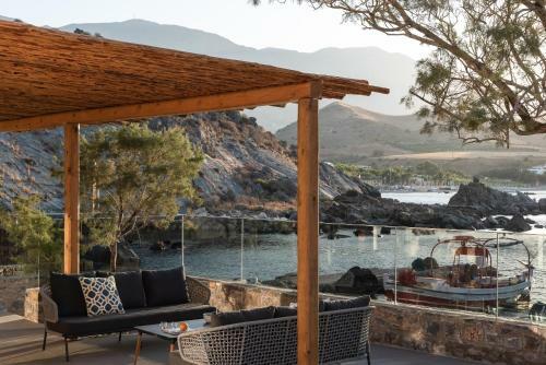 Villa Isla Beach House, A Timeless Retreat!