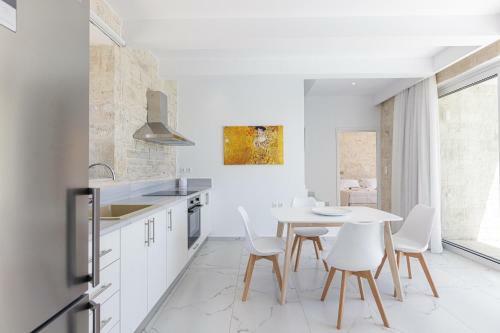 Mythos Villas With Heated Pool