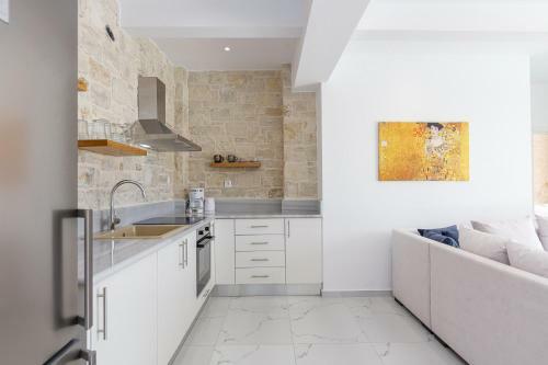Mythos Villas With Heated Pool