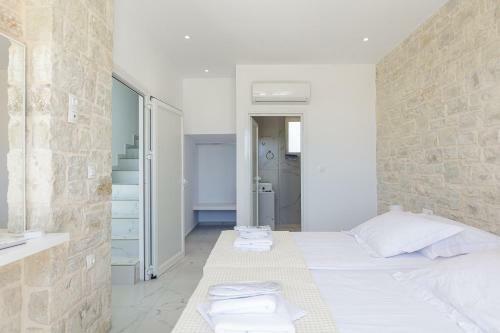 Mythos Villas With Heated Pool