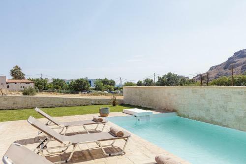 Mythos Villas With Heated Pool