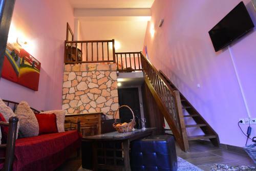 Hostal Voreio Selas