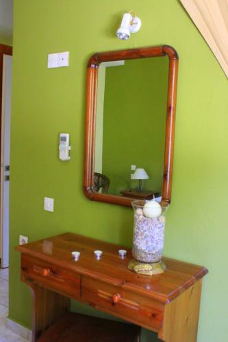Tzaneria Apartments Skiathos