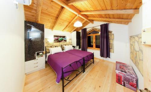 Villa Tireda With Private Swimming Pool