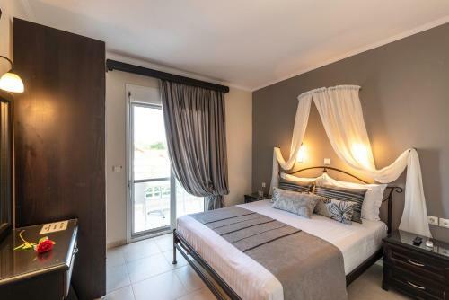 Niki Apartments
