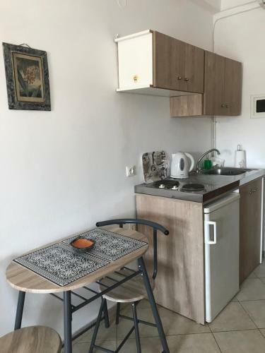 Floros Apartments
