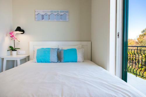 Ligia Waterfront Apartments