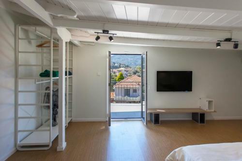 Ligia Waterfront Apartments