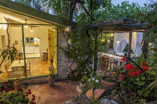 Villa Oliveyard Stone Built House- With Pool Non Chlorin