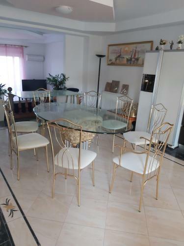 Artemis Luxury Villa