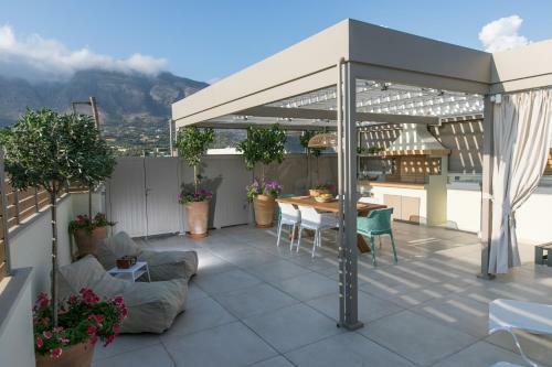 Ekaterini Luxury House