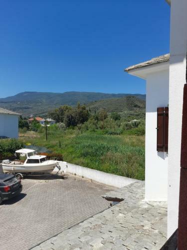 Stellina's Pelion House