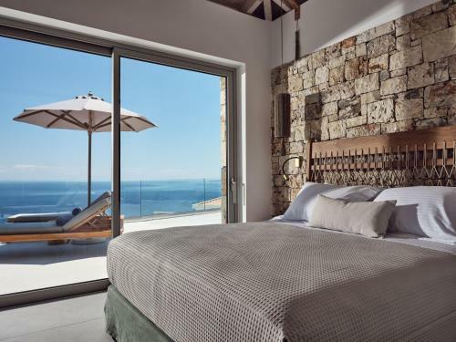 Etheria Luxury Villas & Suites