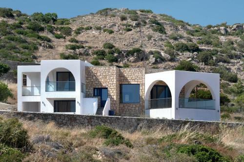 Aelia Luxury Villa