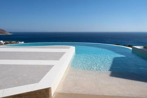 Evilia Luxury Villa