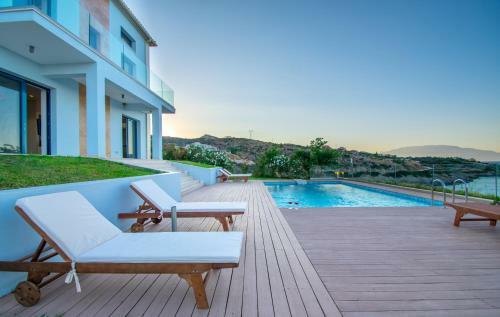 Thalassa Deja Vu Villa