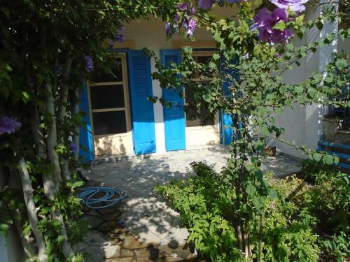 Sea Front House In Lesvos