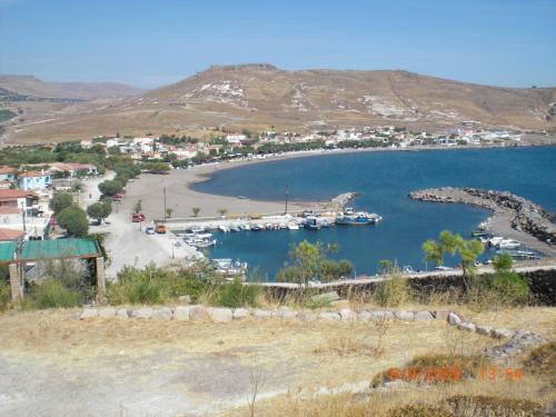 Sea Front House In Lesvos