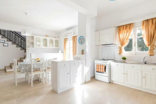 Villa Dina Chalikounas Corfu