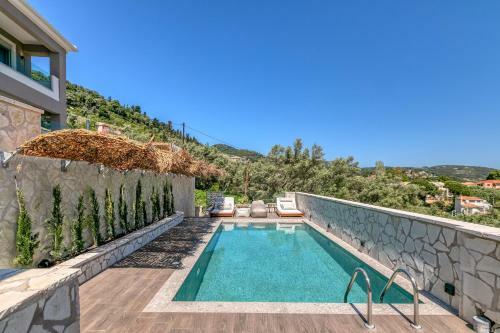 White Rock Villas Nikiana