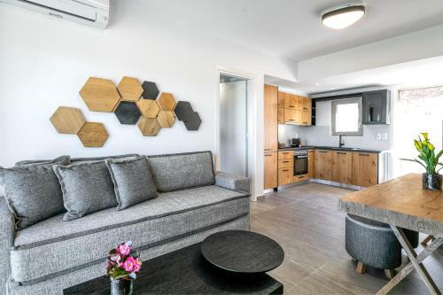 White Rock Villas Nikiana