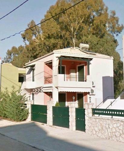 Seaside Family House
