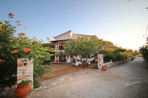 Apartamento Koromilia Villa