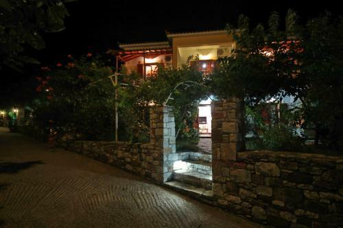 Apartamento Koromilia Villa