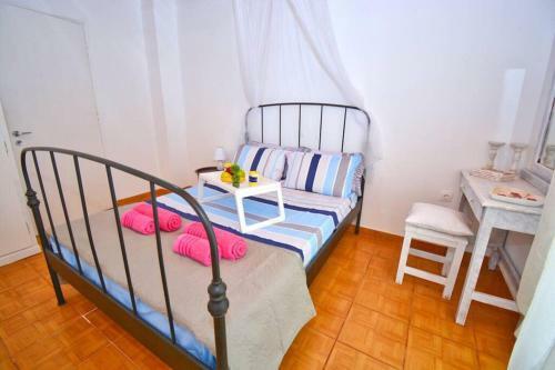 Angel Cottage By Chalikounas Beach