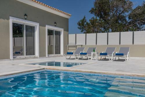 Villa Alonaki Bay