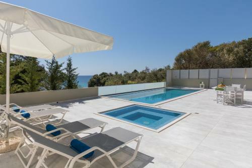 Villa Alonaki Bay