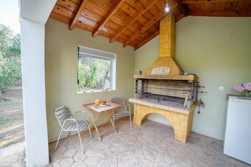 Villa Adonis