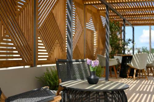 Casa D'irene Deluxe Hotel