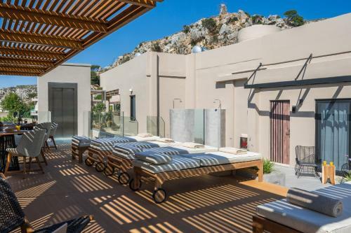Casa D'irene Deluxe Hotel