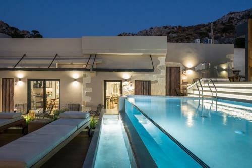Casa D'irene Deluxe Hotel