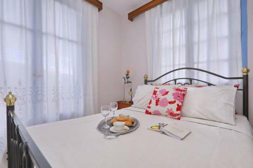 Alexandras Traditional House In Skopelos Centre