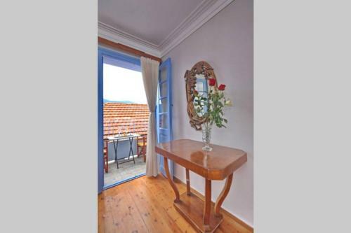 Alexandras Traditional House In Skopelos Centre
